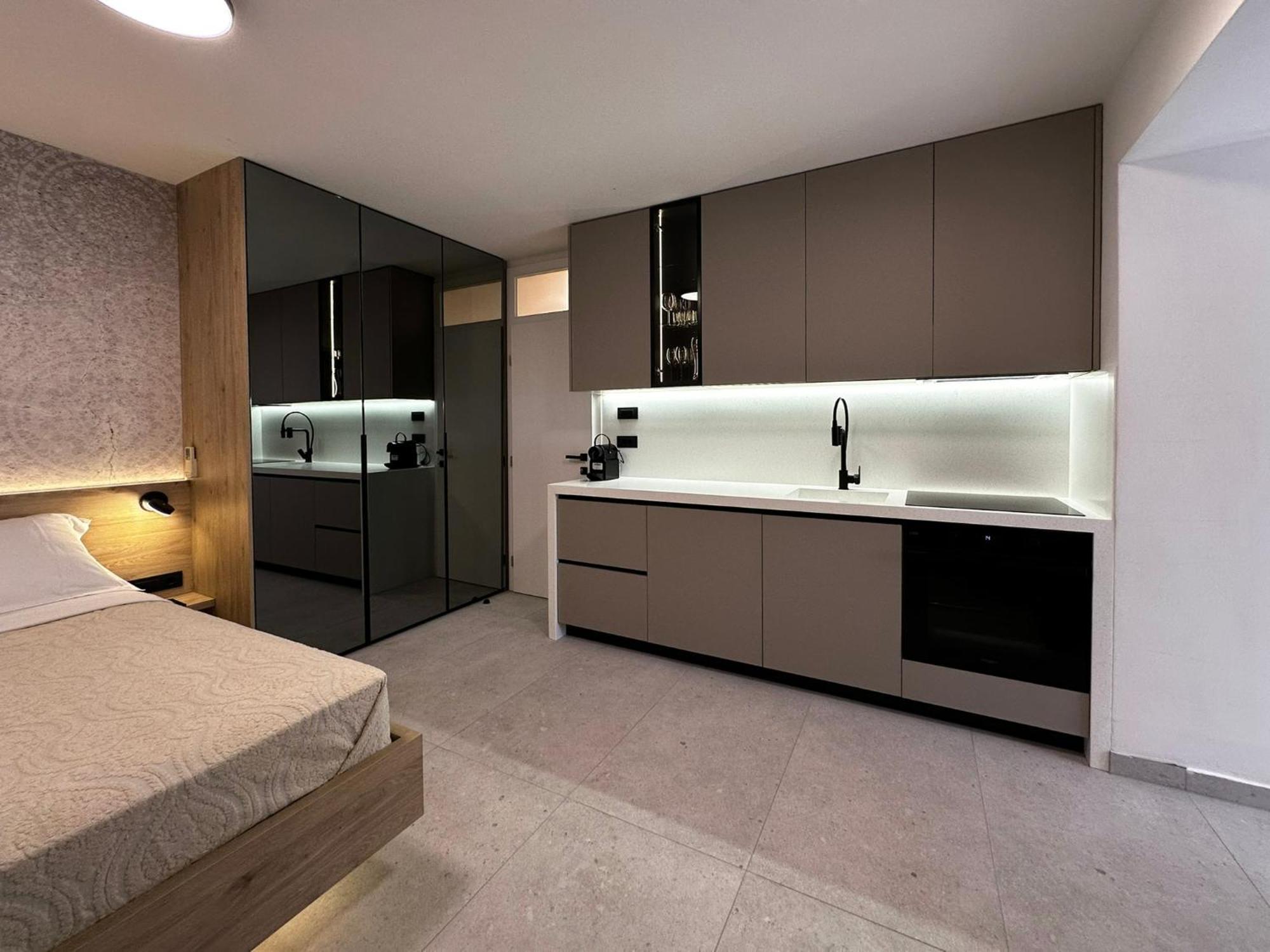 Studio Apartments Lace Новалья Экстерьер фото